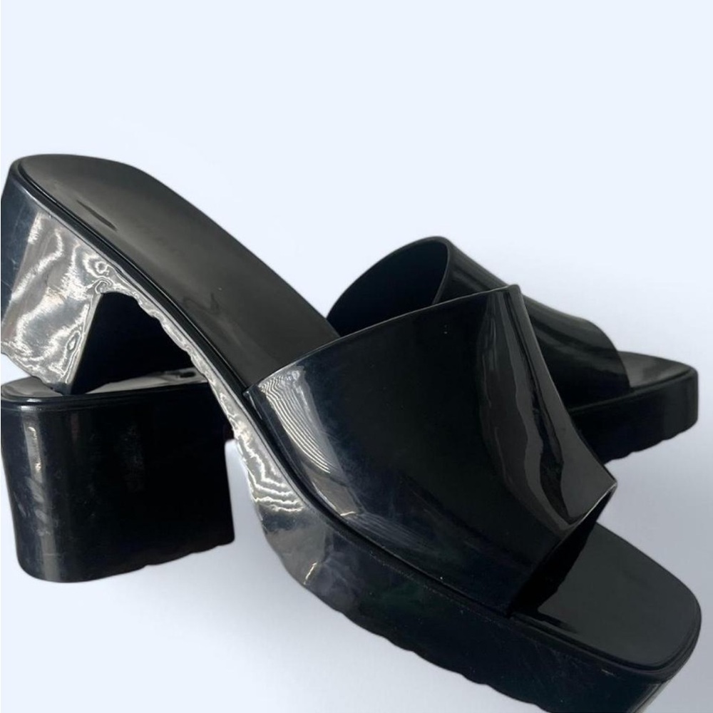 BAMBOO Black Glossy Mules